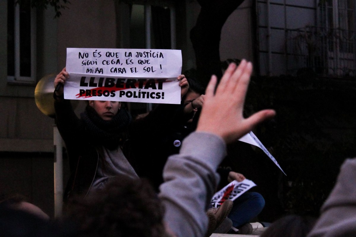 Fotografia de la manifestació del 13 de novembre per la llibertat dels presos polítics