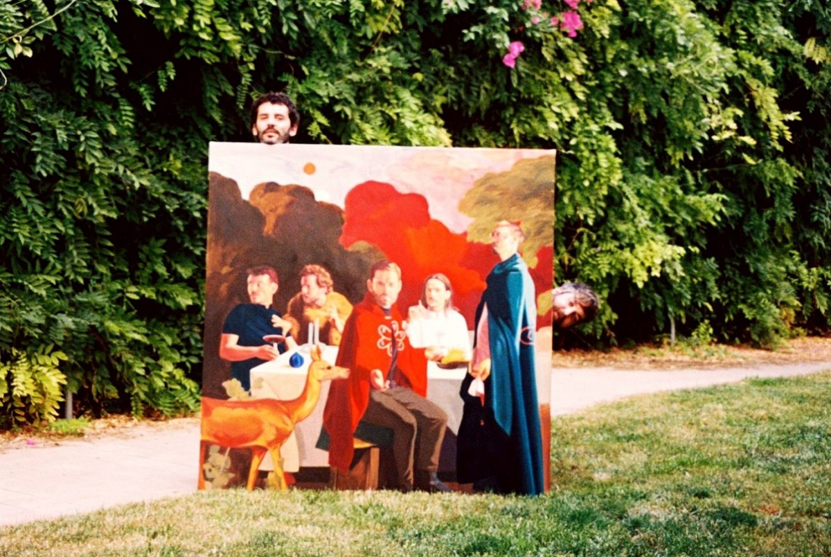 El Petit de Cal Eril amb el quadre de la portada del nou disc