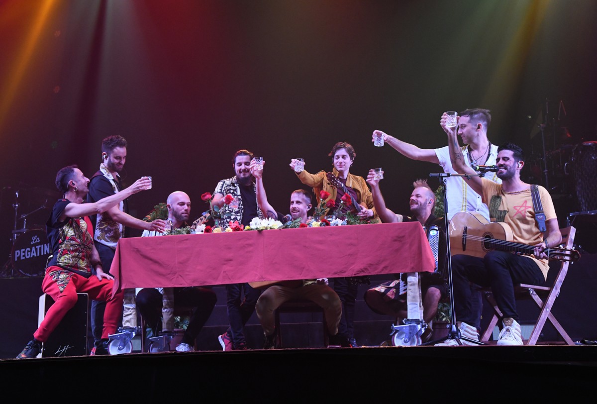 La Pegatina en directe