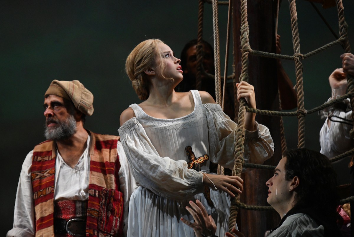 Alèxia Pascual i part de l'elenc de 'Mar i cel' 2024