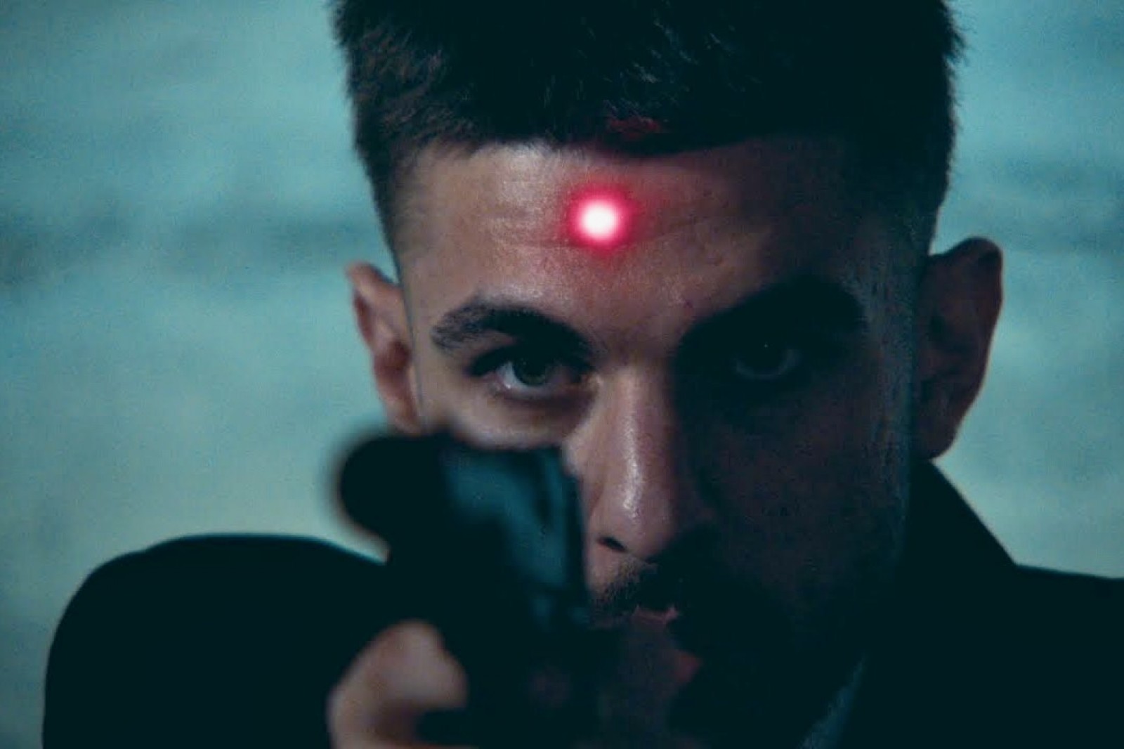 D'Marius al videoclip de «Trampes»