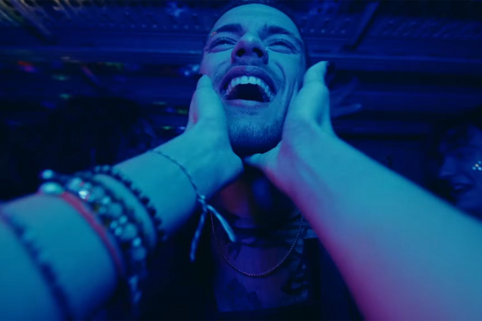 Fotograma del videoclip “Ja dormiré” de La Fúmiga