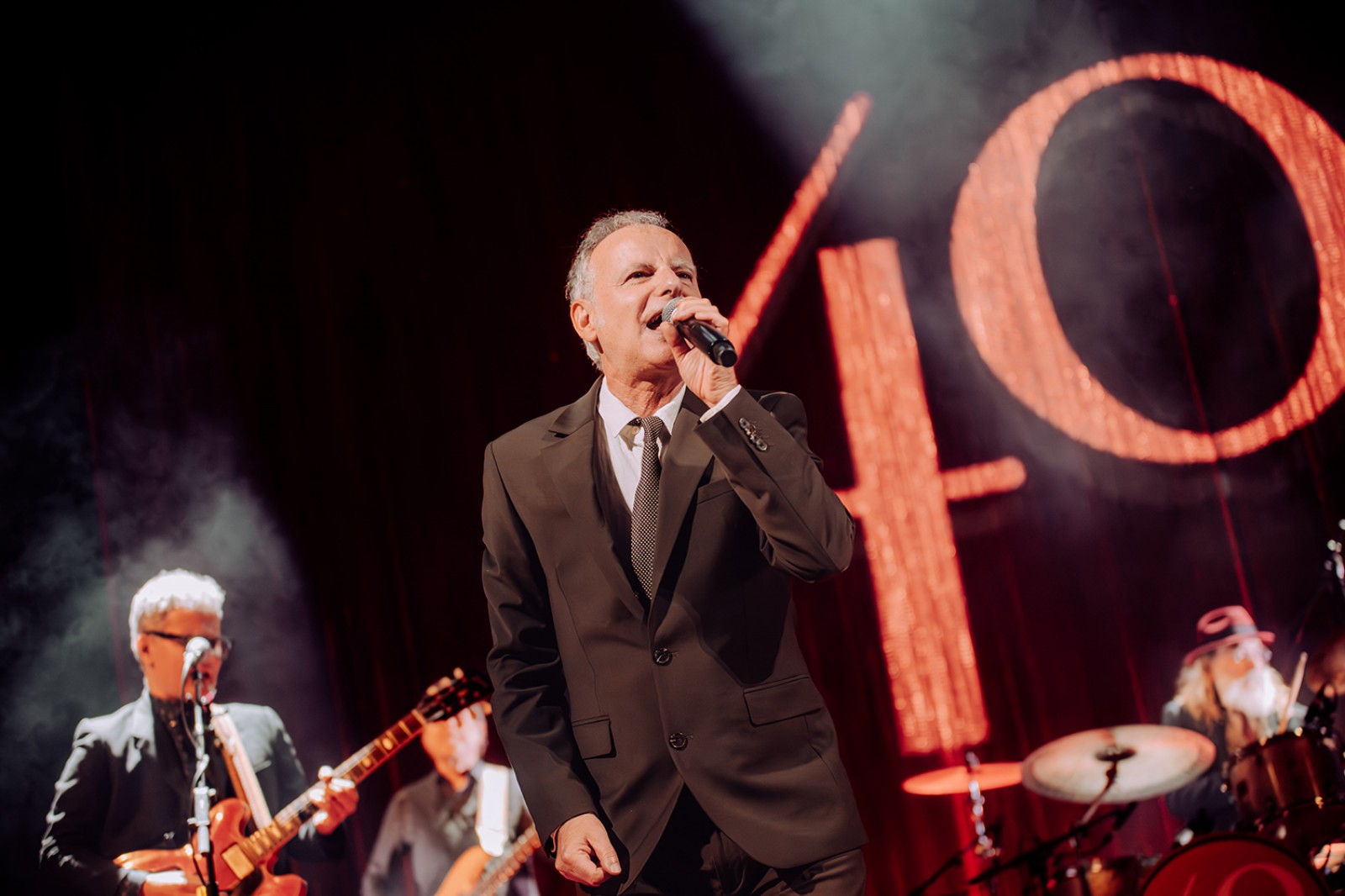 Els Pets cantant les quaranta a l'Auditori de Girona (01.02.2025)