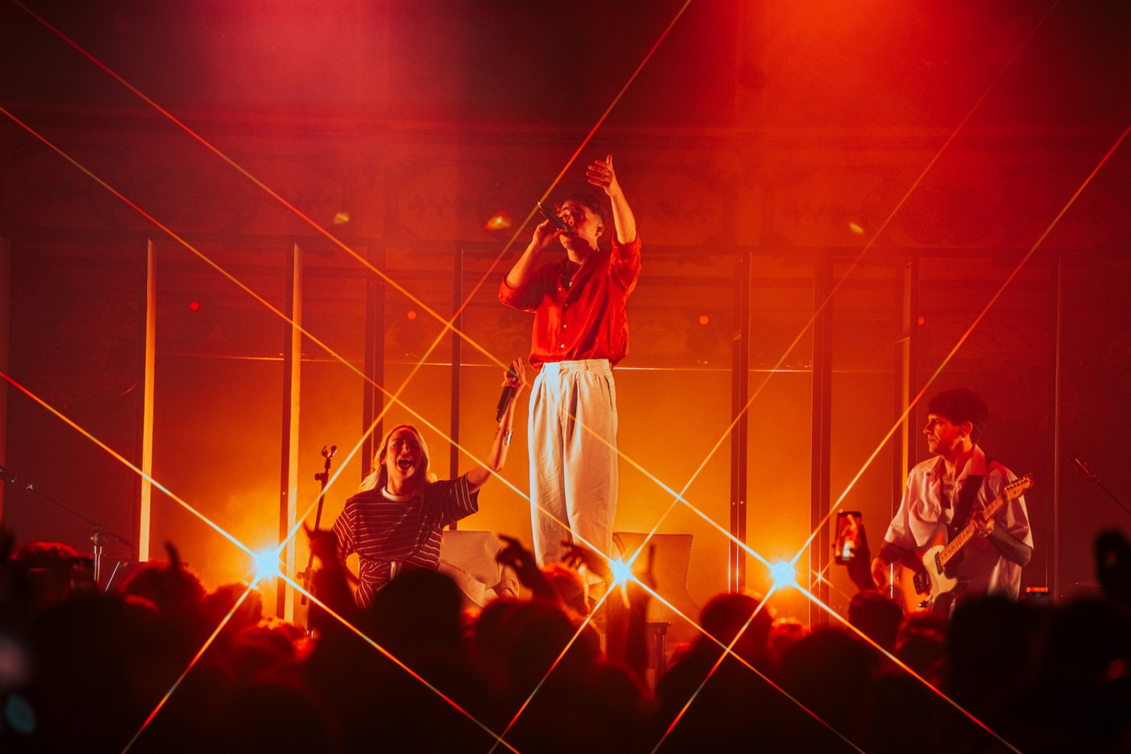 Mama Dousha en directe aquest 2025