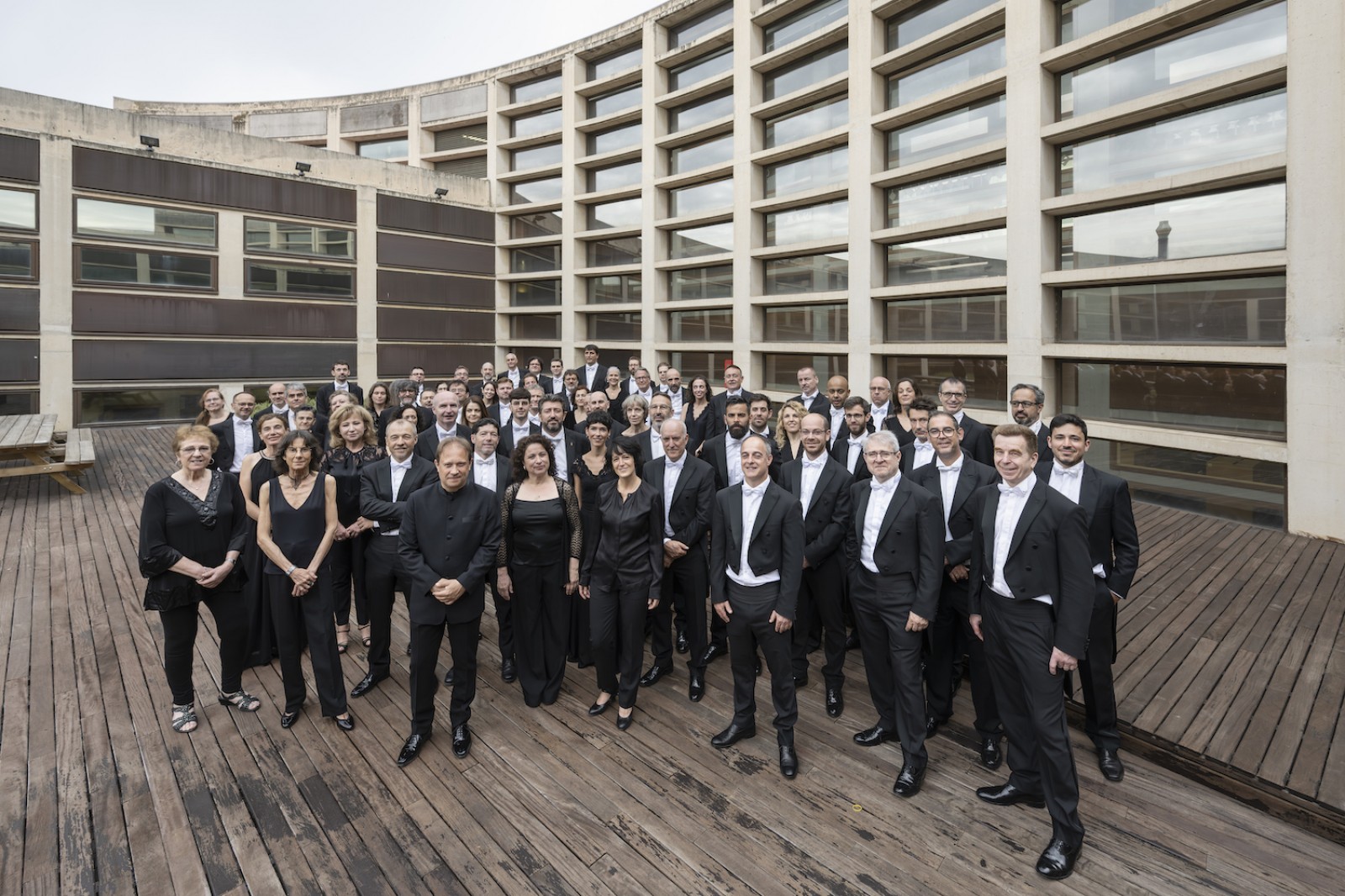 Foto de família de la presentació de la temporada 2025-2026 de l'Auditori