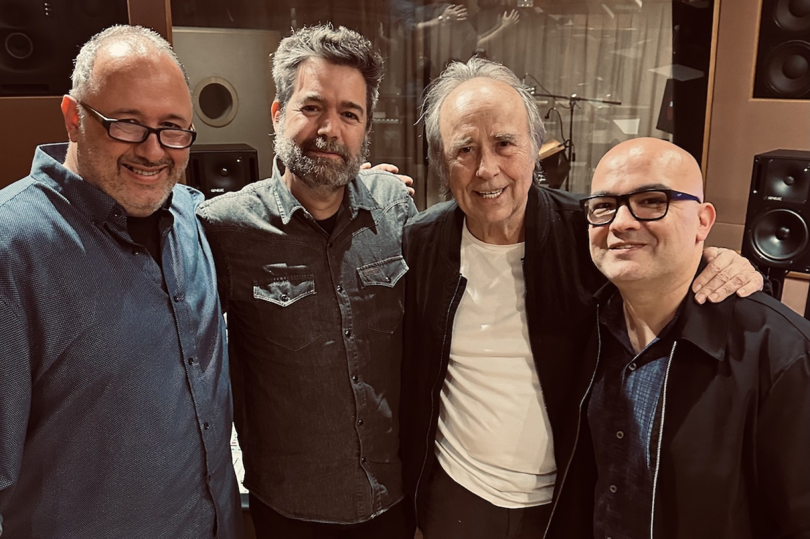 Pere Bardagí, Juanma Latorre, Joan Manuel Serrat i Jofre Bardagí