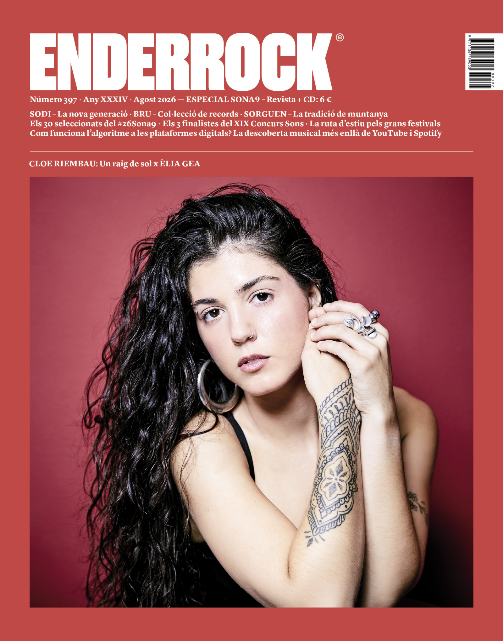 Cloe Riembau protagonitza el número 397 de la revista Enderrock